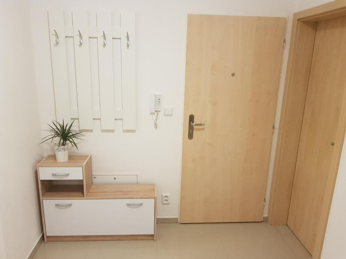 Newly Built Apartment 4 With Balcony Near Center Brno Exterior photo